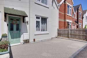 Front External- click for photo gallery